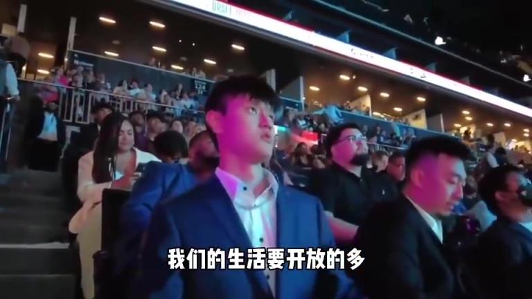 杨毅此前：男篮以前是有本事也不让你出去，现在是让你出去，本事没了